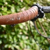 大切なロードやクロスバイクに傷が。自転車室内保管のススメ。