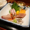 【酒蔵魚好人 クダコ】ご飯好き必見！和食店の平日ランチは土鍋で炊いたツヤツヤのご飯が大盛り無料(中区幟町)