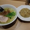豊洲市場６街区『ふぢの』『センリ軒』。(2024.5.11土)