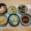 米粉の焼き物(レーズン)。スターバックス、カフェミスト。水炊き(12日目)