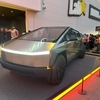 テスラ サイバートラック (TESLA / CYBERTRUCK)