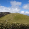 鉢伏山から三峰山へ快適稜線を縦走