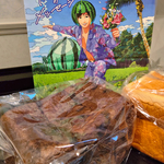 アクアリウムとパンとケーキ。