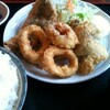 　　BLUESと昨日の昼食