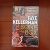 Faye Kellerman "Bone Box(Peter Decker/Rina Lazarus #24)"あらすじ・レビュー【洋書ミステリ・警察小説】