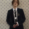 亀梨和也、大人の色気溢れるスーツ姿