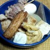今晩は、おでんと燗酒でよかろうなぁ　より。