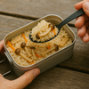 🍚【ふっくら幸せごはん】メスティンで作るツナとコーンの炊き込みレシピ｜おこげも香る、心あたたまる一杯を♪