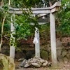 神秘の謎解き不思議な三本足の鳥居、三柱鳥居のある木嶋神社(蚕の社)　さくら、そうだ 京都 行こう。