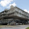 もはや建物と言うべき世界にある超巨大な６種の機械