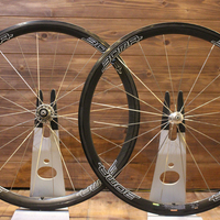 サブバイク用にBOMA TH-13W 38mmハイトのカーボンクリンチャーホールを 
