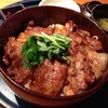 麹蔵 有楽町店｜日比谷｜黒の誘惑！鹿児島黒豚黒糖炭火焼丼に山椒