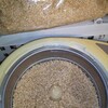 備蓄した玄米は精米 小分けしてます。