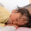 パパの布団から離れたくないと大号泣