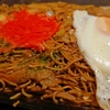 極細麺がクセになる！伊東のご当地グルメ「田中屋製麺所」の焼きそばを宿で堪能。素泊まり夕食のすゝめ【伊東温泉ひとり旅⑯】