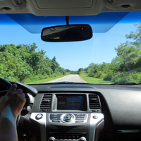 暑い夏の長距離ドライブ あると便利な車内グッズ 大人が読みたいブログ