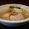 青葉区南中山・おもとで「豚とんらーめん」//節とトンコツ味の濃厚スープ