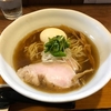 【今週のラーメン３８６６】 ラーメン 裏健やか （東京・JR三鷹） 冷やし煮干ラーメン ＋ 味玉 ＋ 炊き込みご飯　〜キレと優しさ！淡麗に溶け込む濃密旨味！バランス崇高なる冷やし煮干麺！