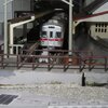 長野電鉄 湯田中駅ジオラマの修理を進める　アクセサリー取り付けとバラスト散布