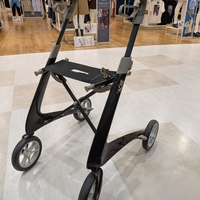 補助装置　mobility aid