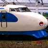 巨大組織の終焉と再生：なぜ日本国有鉄道は「JR」へと姿を変えたのか