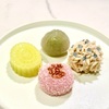 『とらや』8月の生菓子。沖の空、打水、涼風、水仙水藻の花、夏菊。