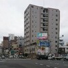 雨の新宿へ