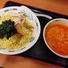 ピリ辛とんこつつけ麺+餃子。日高屋