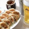 にんにく餃子と生ビールが大好きな房守さんの話し