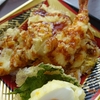 大海老と雪国まいたけの天重＋ライスペーパーローストビーフサラダ