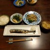 サンマの塩焼きとワカメと厚揚げ煮