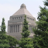 国民の生命と財産を護る？