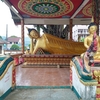 市街地にある素朴な寺院 - ワット・カン（Wat Kang）- （ビエンチャン県バンビエン・ラオス）