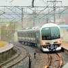 高松駅に向かう3両編成のマリンライナー