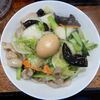 男の大盛り中華　[南区]　/　煮卵のせ野菜たっぷり中華丼(塩)