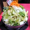 加賀市熊坂町のドライブイン富士で、とり野菜鍋、豚バラ、ホルモン、ごはん(大)。