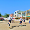 「広い園庭でのびのび遊べる」
