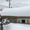 屋根の雪を心配していました