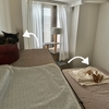 ケンカしたのにあえて同じ部屋。