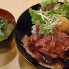 山科駅前でビーフボールの「ローストビーフ丼」を食す！
