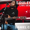 Daniel CaeserのSoulection RadioでのTシャツを調べる