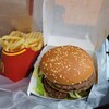 "【夜MACを倍マックにして食べる☺️】" を YouTube で見る