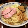 【今週のラーメン１８４３】 煮干中華そば 鈴蘭 新宿店 （東京・新宿三丁目） まぜそば・大盛り