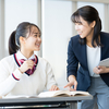 教科書で勉強する人と教科書をつくる人