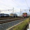 貨物列車EF65-2119号機と列車の交換