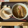 【新東名静岡SA】欽次郎うどん：黒はんぺんうどんにかしわめしおにぎりをいただく