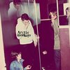 Arctic Monkeys 『Crying Lightning』 和訳