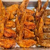 夫の気まぐれ対応策として出したパンランチに手羽先揚げのお夜食。