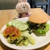 ハンバーガー🍔に肉は要らない！と思うくらいおいしかったセブITパーク近くにあるCAFÉ GEORGの豆腐バーガーは超ヘルシー(*´▽｀*)