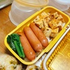 麻婆豆腐にウインナーのお弁当と普通の朝ごはんを食べました